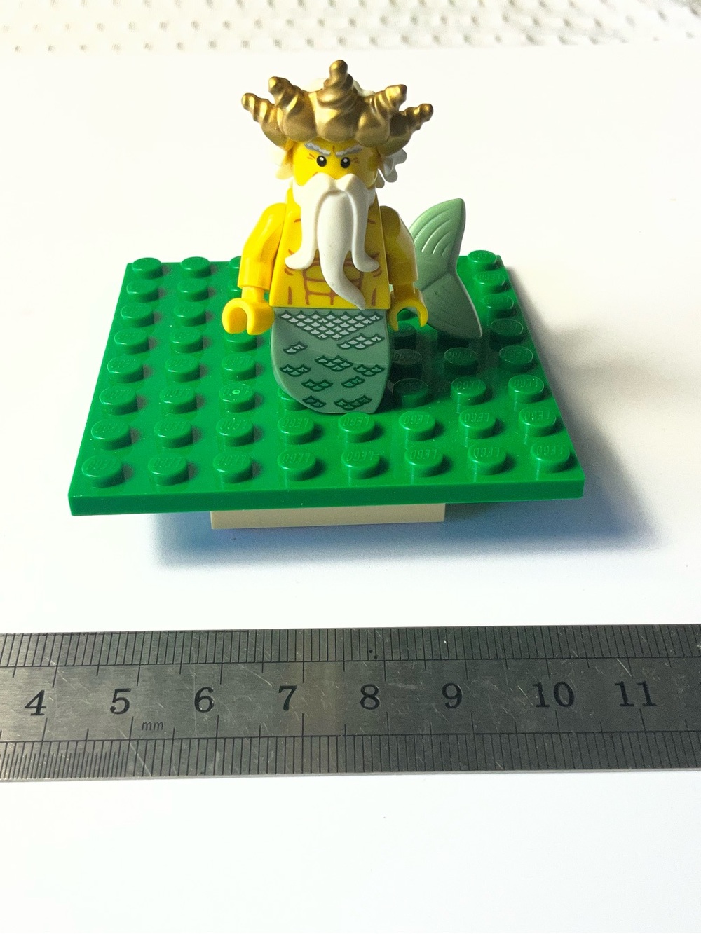 LEGO Series 7 Ocean King minifigure